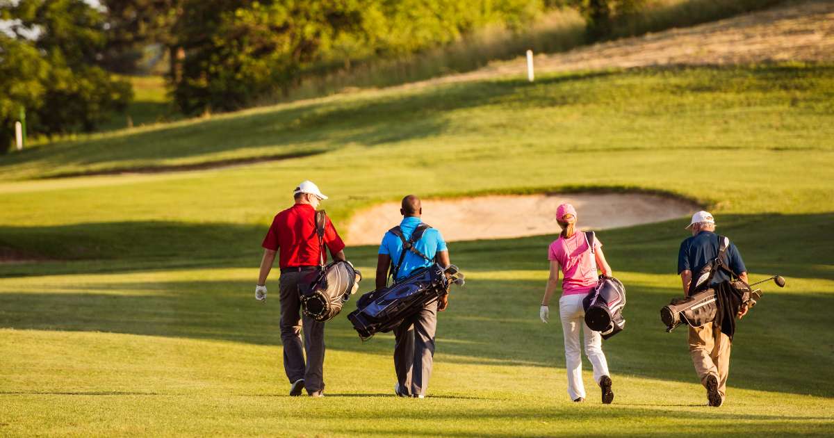 Role of Golf Bags in Preventing Back Pain and Injury